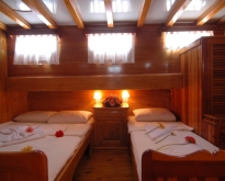 Cabin Triple
